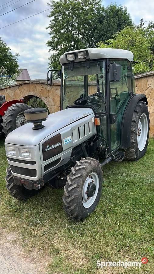 Massey Ferguson Renault Lamborghini sadowniczy