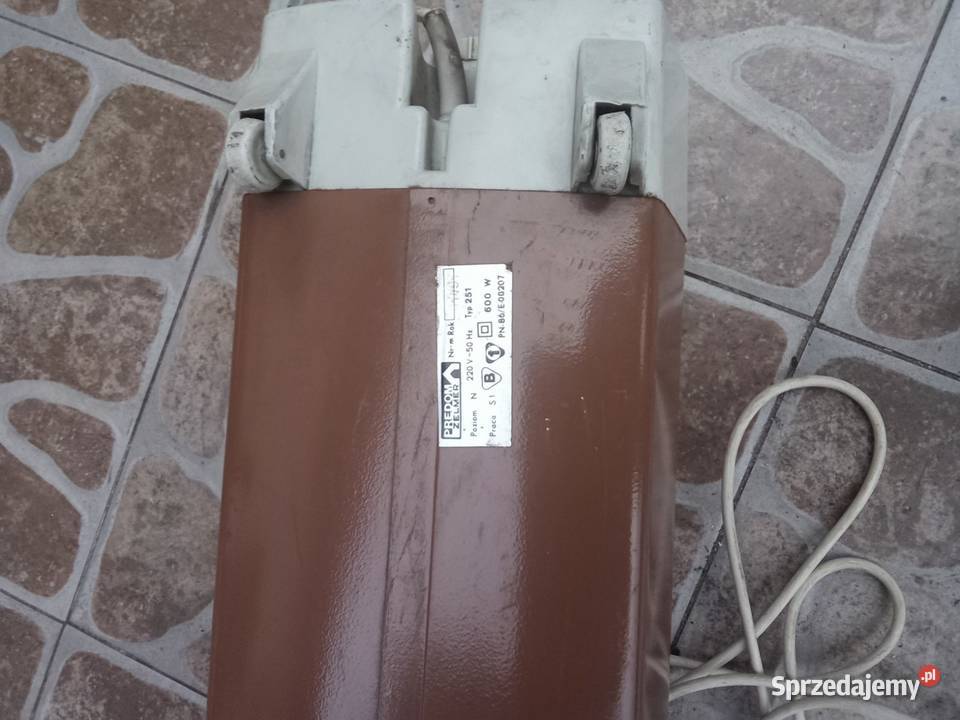 Sprzedam Sprawny Odkurzacz PRL Predrom Okazja kujawsko-pomorskie Golub-Dobrzyń