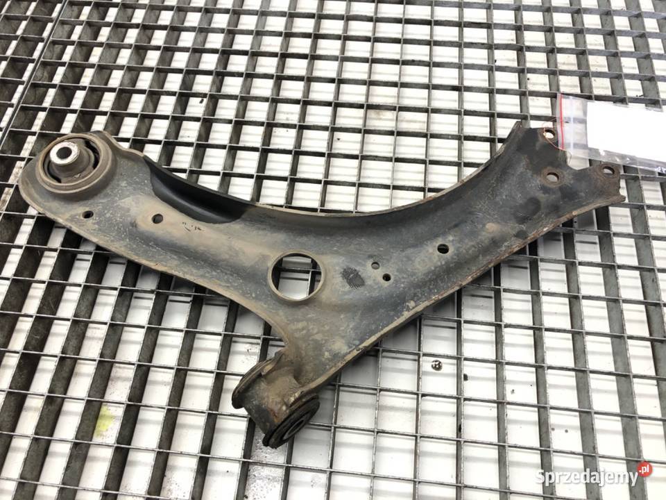 WAHACZ PRAWY PRZÓD VW PASSAT B7 SedanLimuzyna