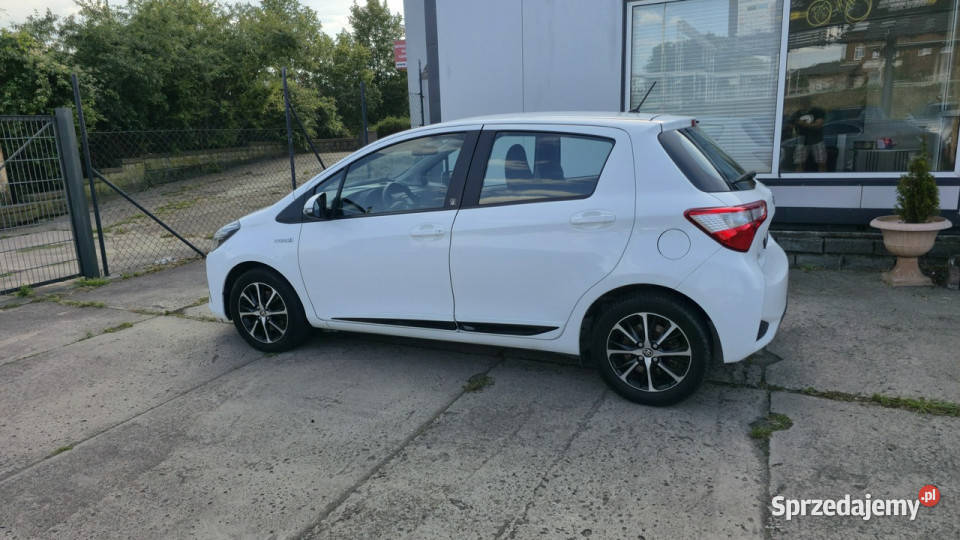 Toyota Yaris automat III 20112019 Szczecin
