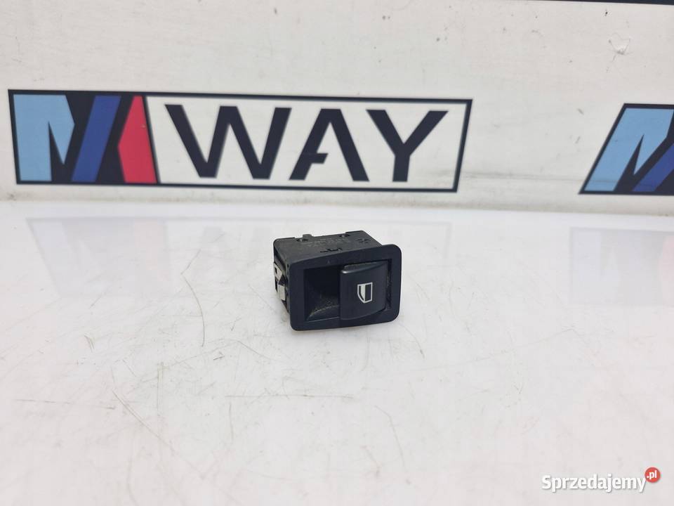 BMW E46 PRZEŁĄCZNIK SZYBY TYLNIEJ 6902174