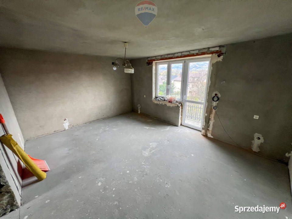 Dom 178 m2 na działce 1704 m2 Wieprz asfalt