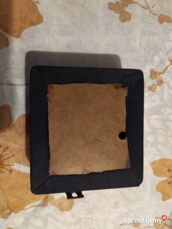 Fiat 126p maluch obudowa głośnika pod deskę Nowy Staw