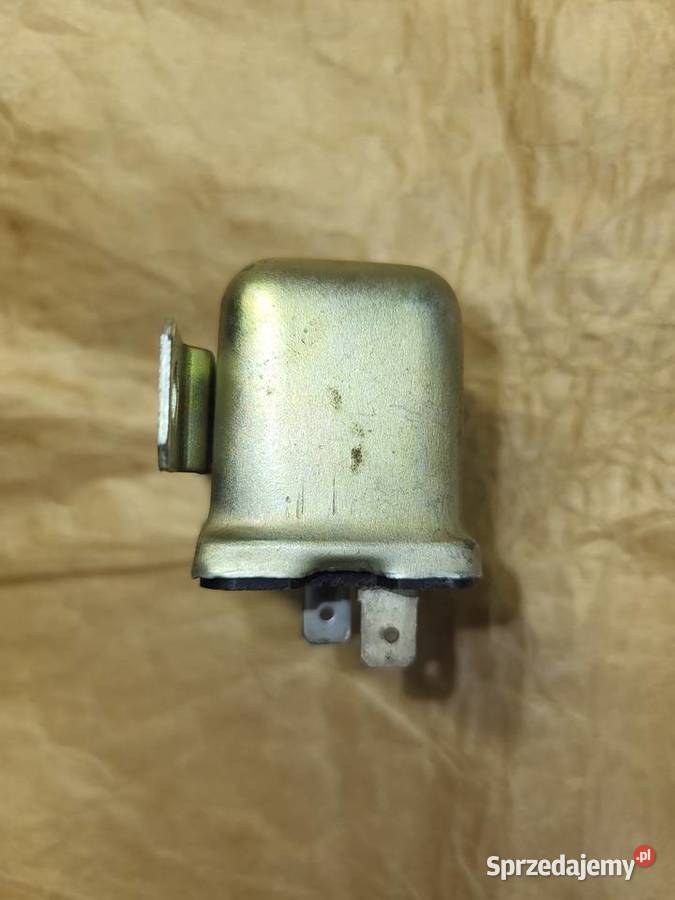 Fiat 125 p Nowy przekaźnik ładowania ELMOT T5231 Piaseczno