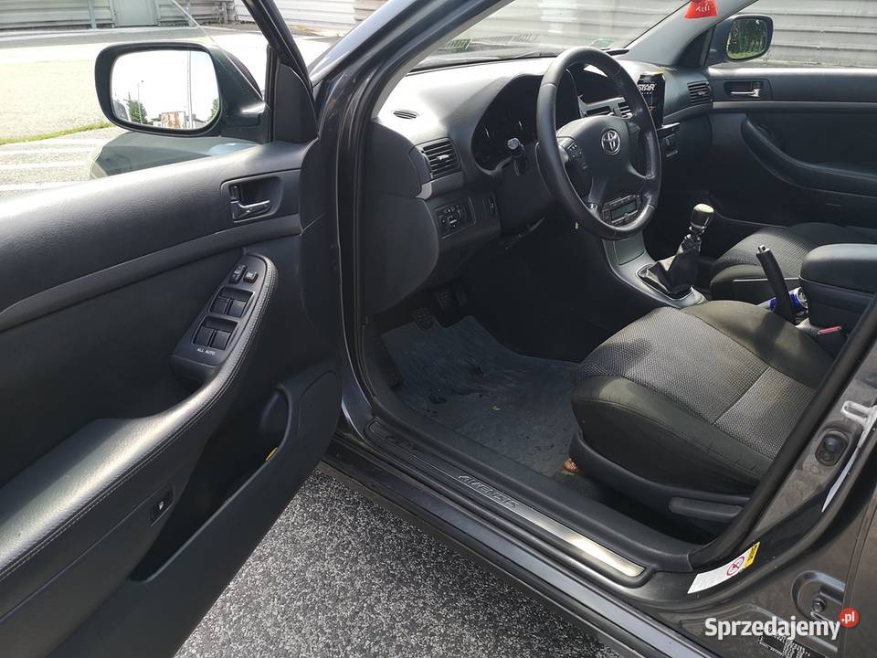 Toyota kombi 2007 blokada skrzyni biegów Avensis Świdnik