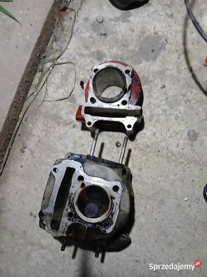 Cylinder z głowicą i gaźnikiem do skutera 4 T opolskie Nysa