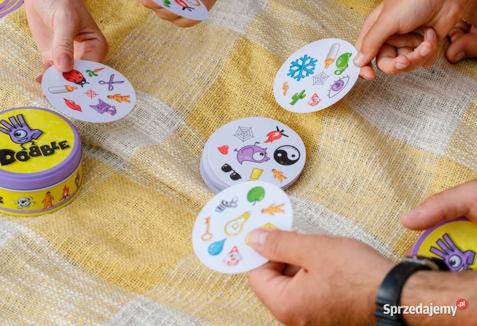 DOBBLE GRA KARCIANA TOWARZYSKA IMPREZOWA sprzedam