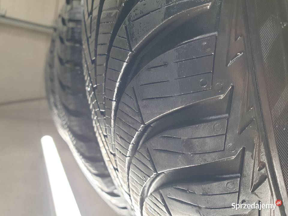 Komplet opon wielosezonowych Kumho Solus 4S w 60 Chrzanów