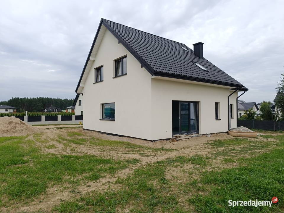 Sprzedam dom na ładnym osiedlu pod Łomżą w Konarzyce