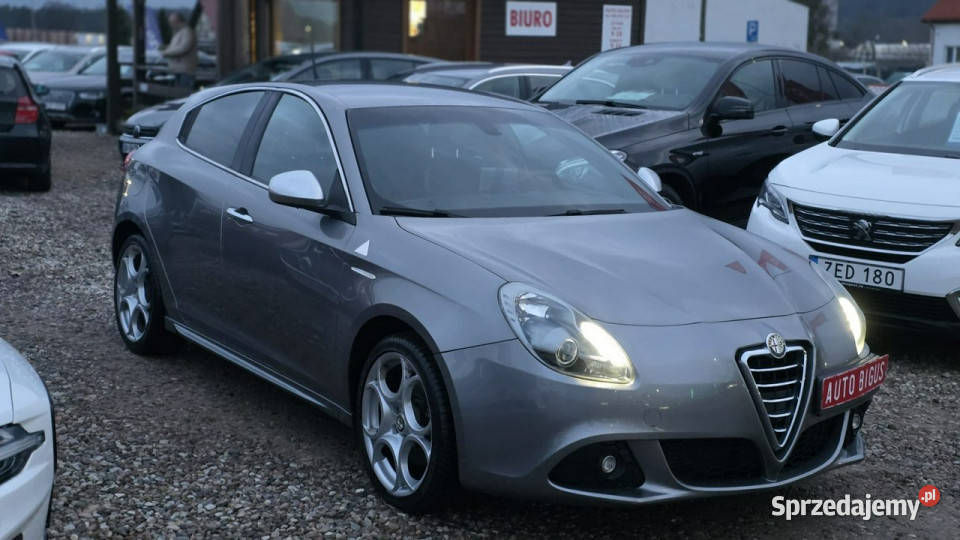 Alfa Romeo Giulietta ledy climatronic super stan gniazdo AUX Lębork sprzedam