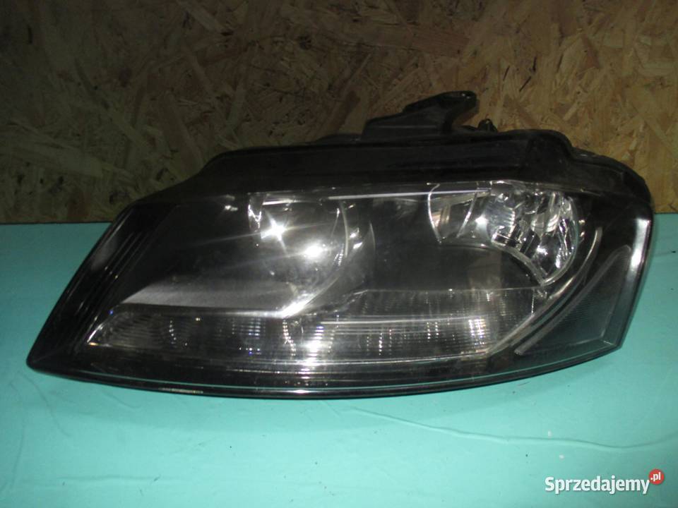 AUDI A3 8PA LIFT 20 TDI 09r lampa lewa przód osobowe