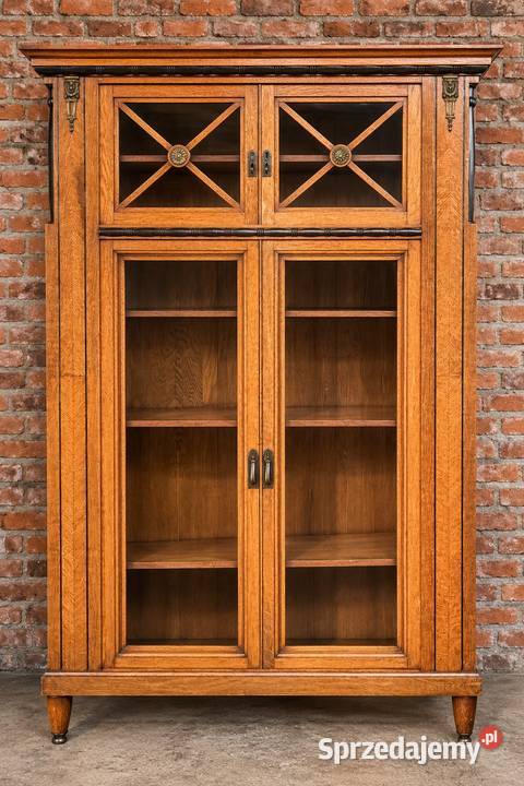 Witryna dwudzielna biblioteczka Piotrków Trybunalski