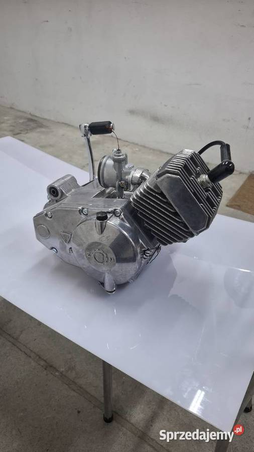Sprzedam Nowy silnik 023019025 motorynka Romet małopolskie Sucha Beskidzka