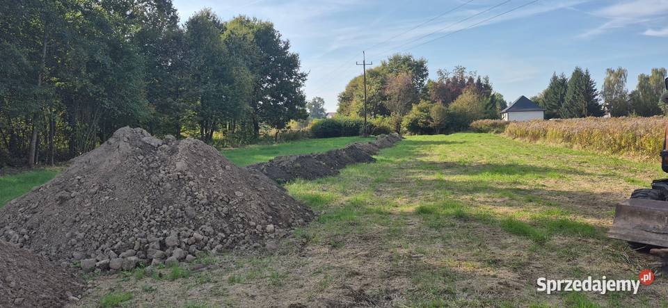 Duża działka w całości budowlaną Ochodza sprzedam