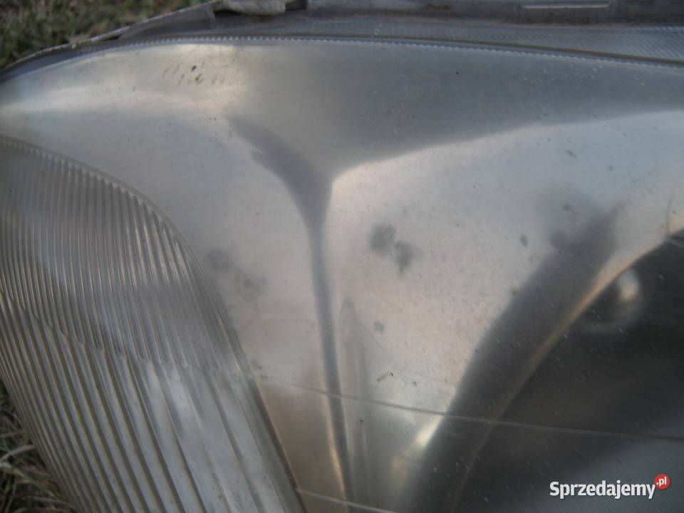 Reflektor prawy lampa Honda Civic VI 9598