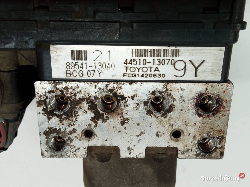 POMPA ABS 4451013070 8954113040 Toyota Corolla