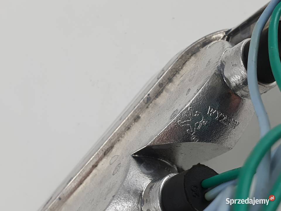 KIERUNKOWSKAZ PRAWY PEUGEOT EVIVACITY Kierunkowskazy Janowice