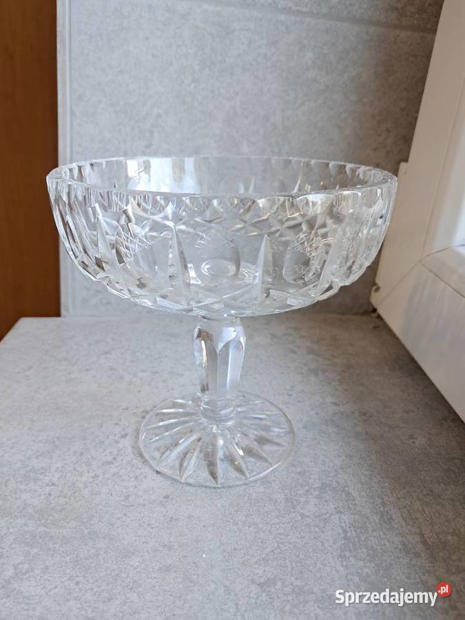 kryształowa cukiernica z prlu stan wys 14 śr 14 Sandomierz sprzedam