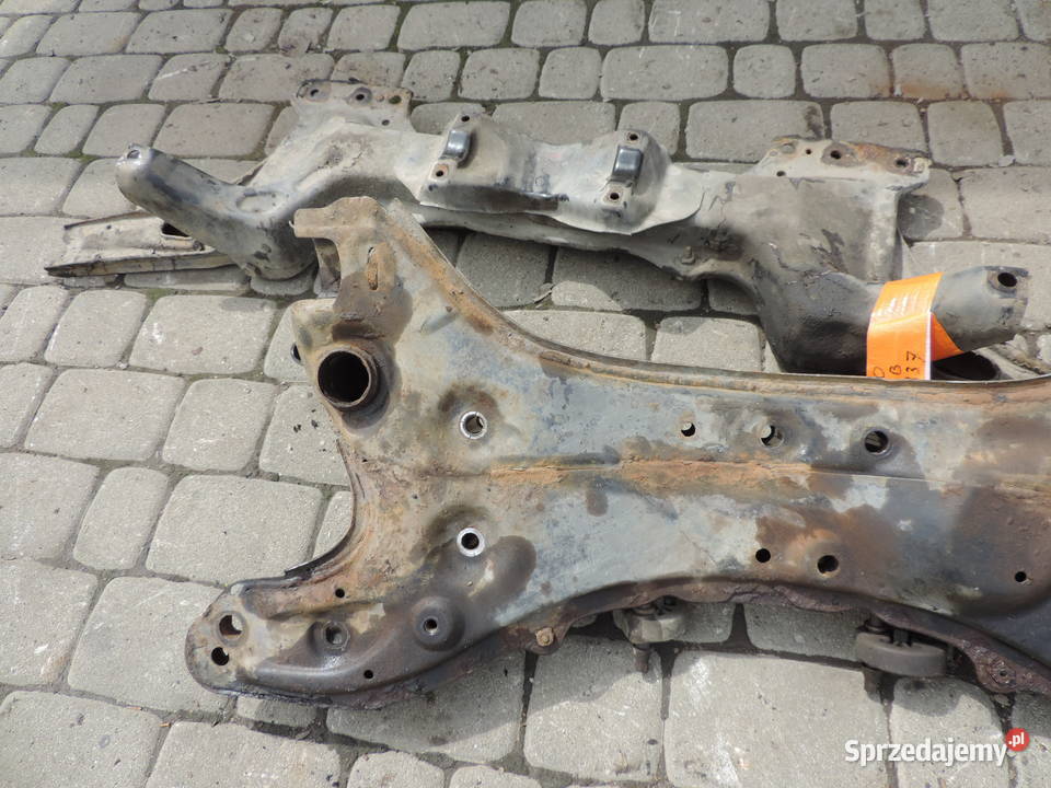 TOYOTA YARIS I 10 B SANKI WÓZEK TRAWERS