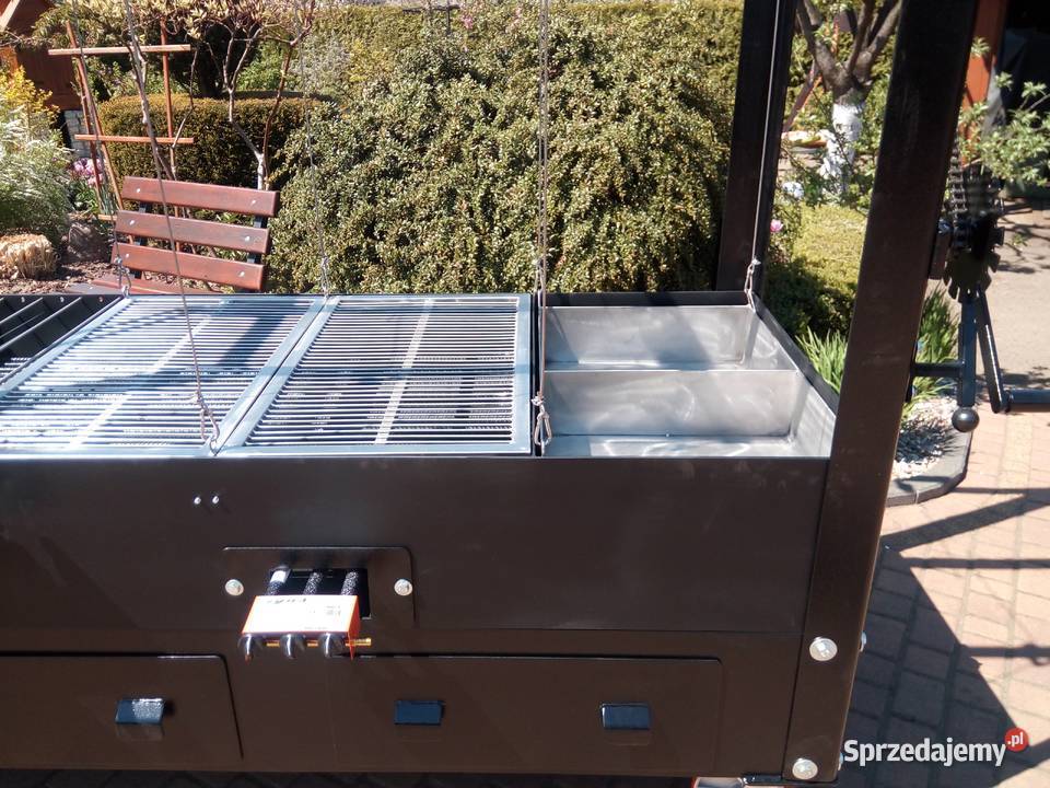 Gastronomiczny grill cateringowy węglowy gazowy Grillowanie Damasławek