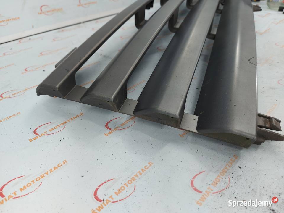 RANGE ROVER III L322 grill atrapa 7009910 Kielce sprzedam