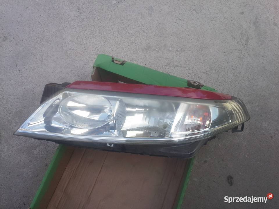 lampa przód Renault Laguna 2 19 dci 2003r kombi Dębno