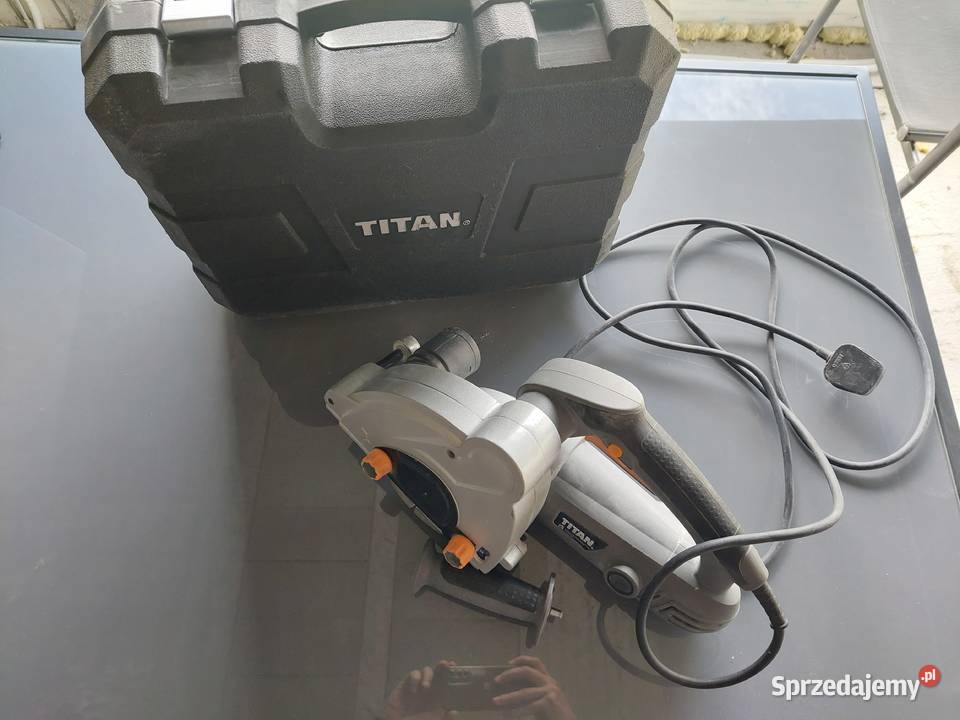 BRUZDOWNICA TITAN TTB293WCH 1700W