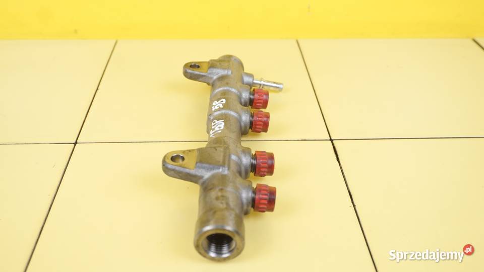 BMW F20 15 D 116D 18r 116 B37D15A listwa Suków