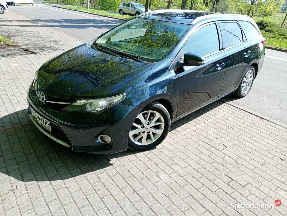 Toyota Auris Kombi 14 D4D