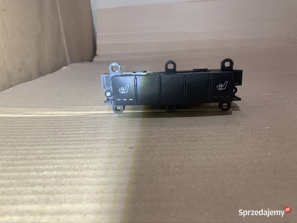 1698208510 przełącznik grzania foteli Mercedes a Rok produkcji 2005 Szczecin