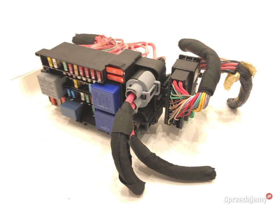 SKRZYNKA BEZPIECZNIKÓW RENAULT SCENIC III Układ elektryczny, zapłon