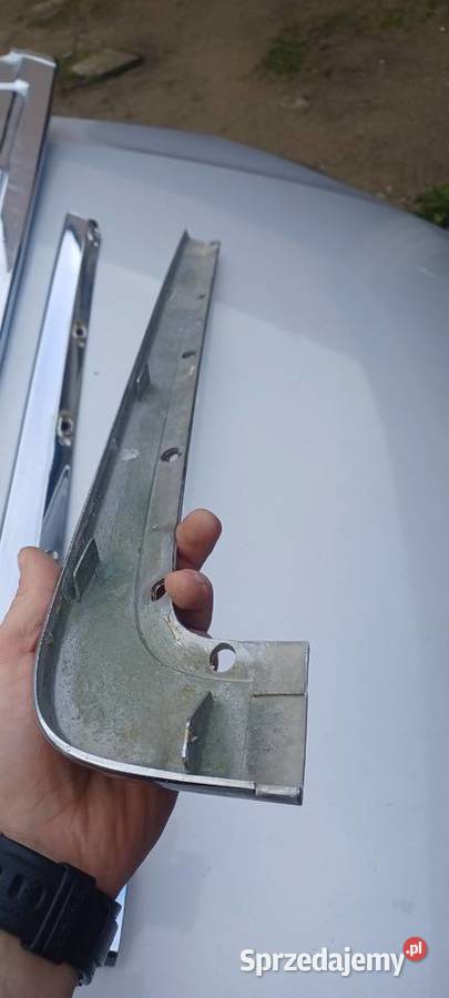 Audi 200 20v 5000 avant komplet tylnych listew Grudziądz