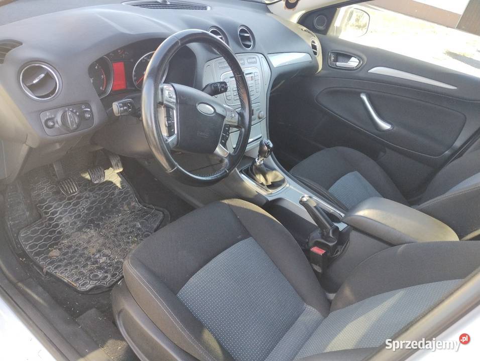 Ford Mondeo MK4 20 TDCi Liftback Biały Mondeo Nadolany sprzedam