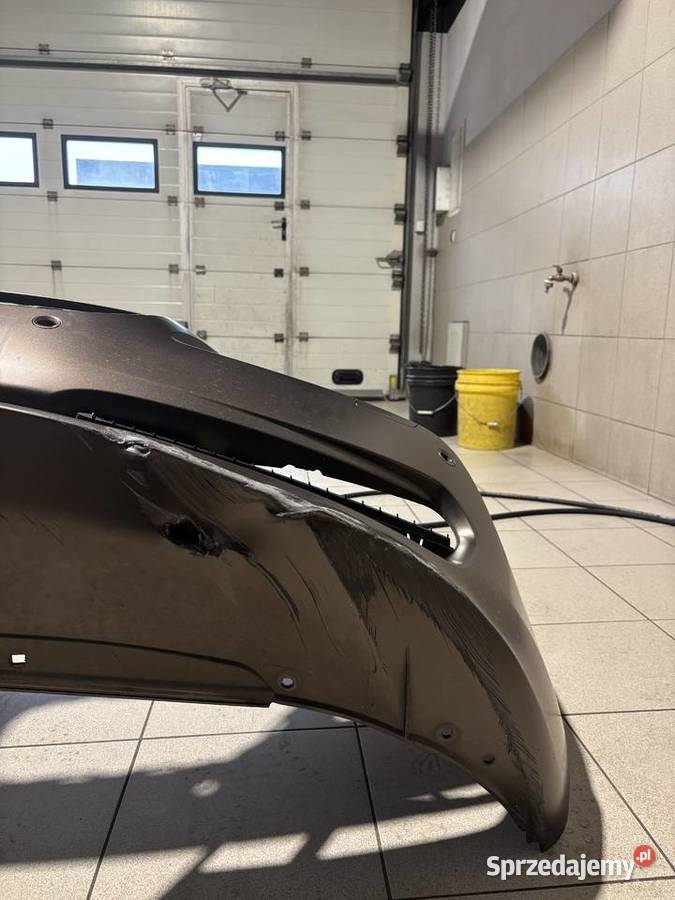 Zderzak samochodowy przedni BMW OE osobowe Krzywaczka
