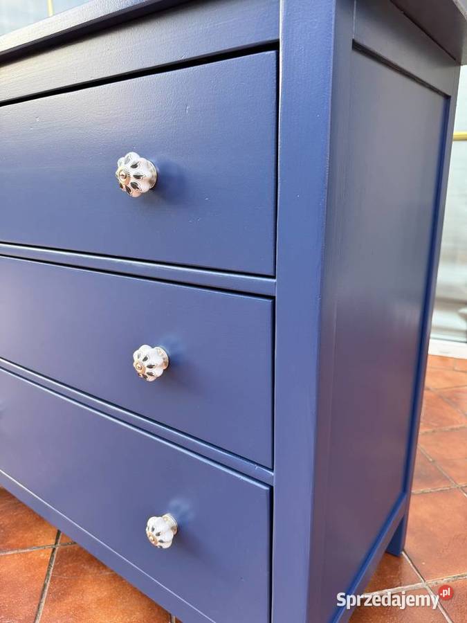 Komoda drewniana z szufladami granatowa szafka Garwolin