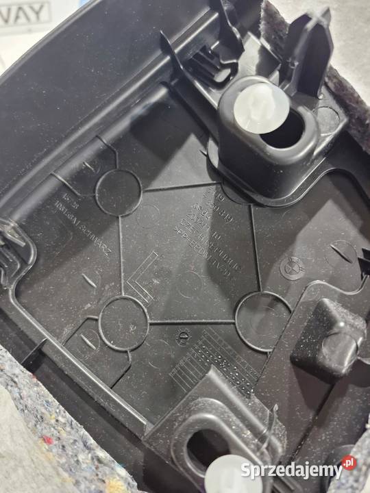 BMW X1 F48 OBUDOWA TYLNEJ KLAPY BAGAŻNIKA