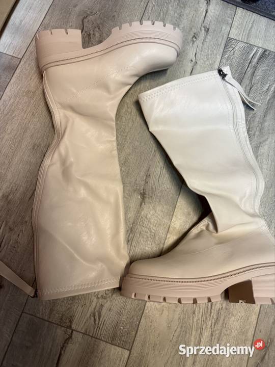 4041 Traperowe kozaki na platformie na szeroką Kraków