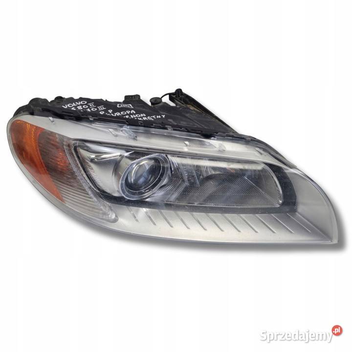 LAMPA PRAWA Volvo S80 II V70 III 0616r PRZEDNIA Rudka