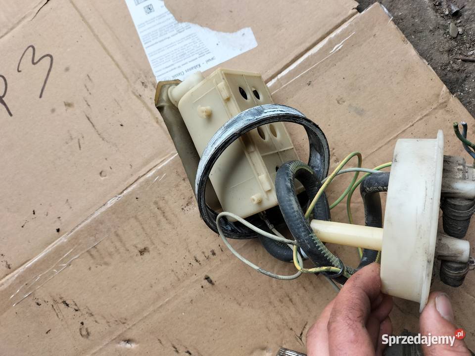 Pompa pompka pływak paliwa Peugeot 306 Kamień-Kolonia