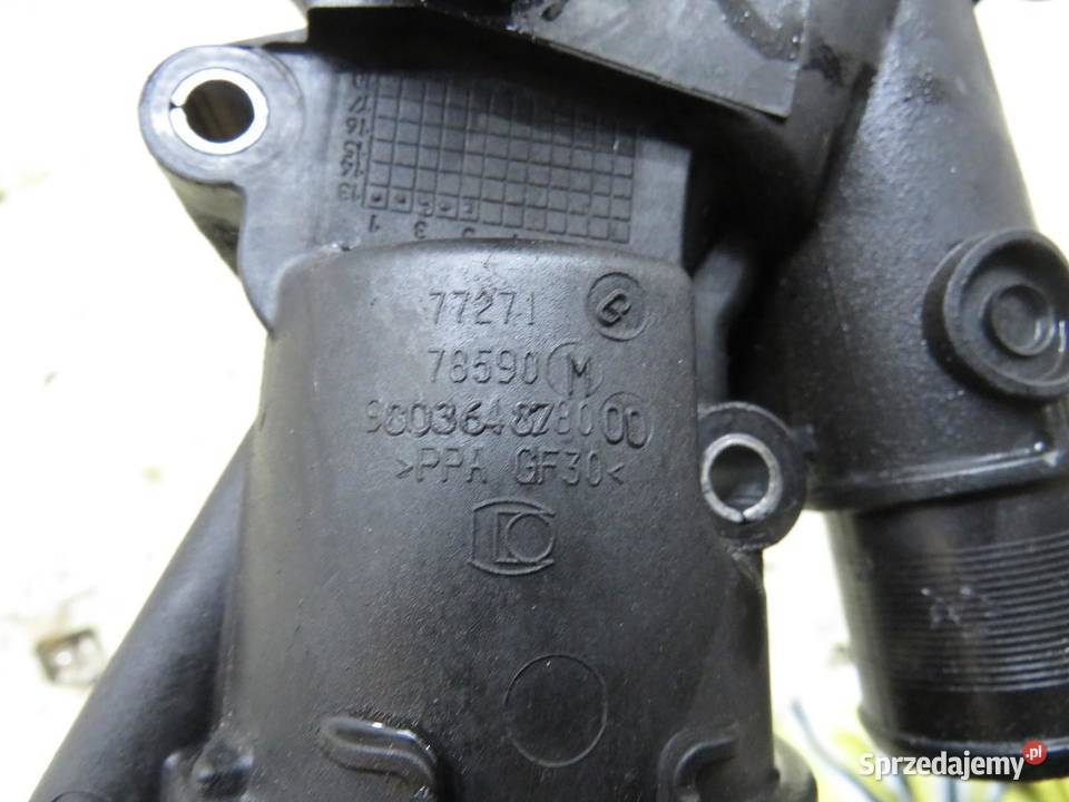 OBUDOWA TERMOSTATU WĄŻ WODY KUGA MK2 20 TDCI osobowe