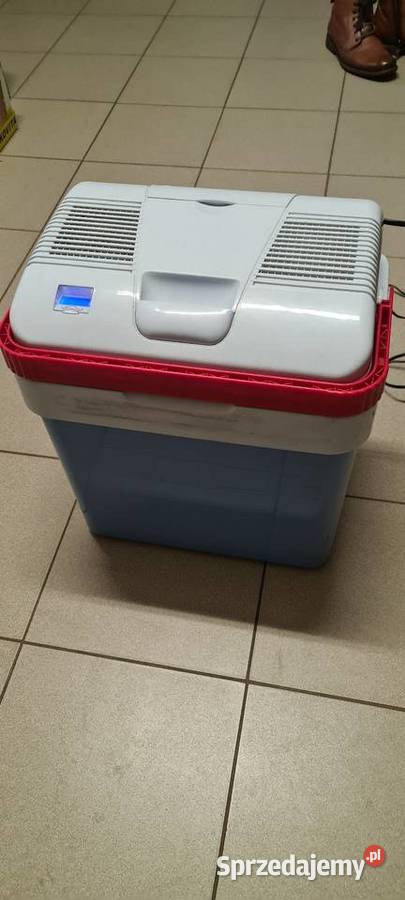 Duża lodówka chłodziarka samochodowa 12v 230v Pozostałe Kotlin sprzedam
