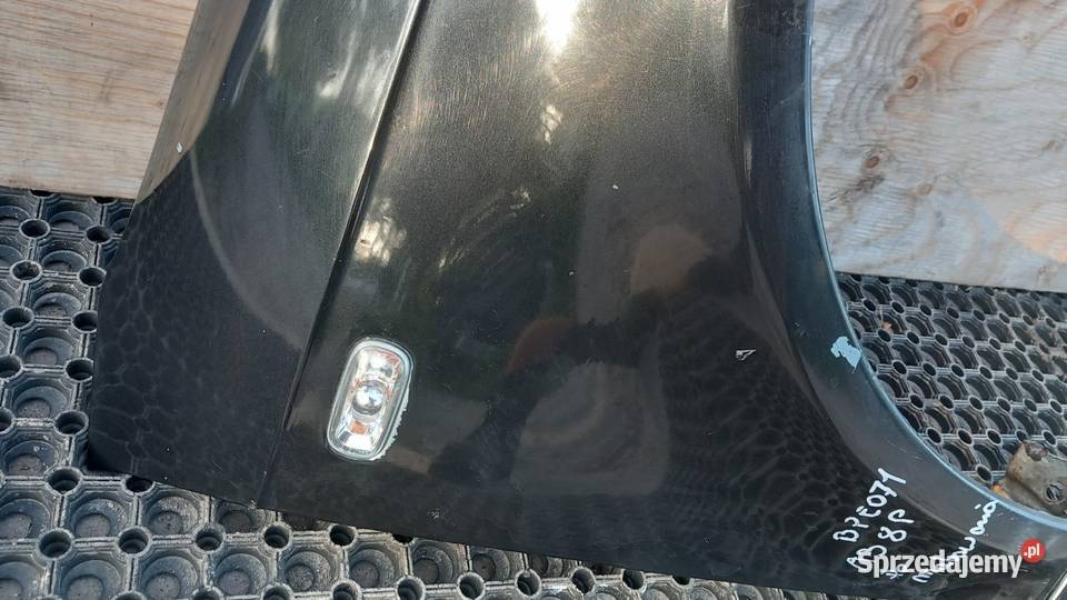 AUDI A3 8P BŁOTNIK PRZÓD PRAWY Zbierkowo