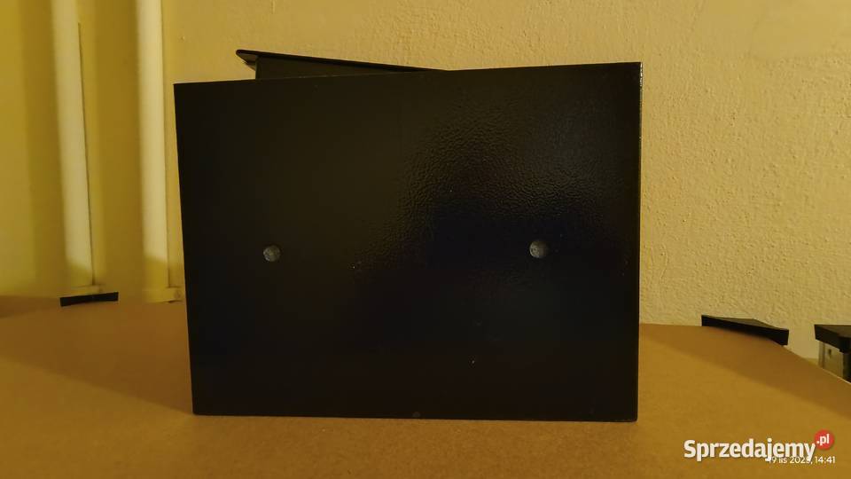 Sejf elektroniczny na kod z kluczem awaryjnym