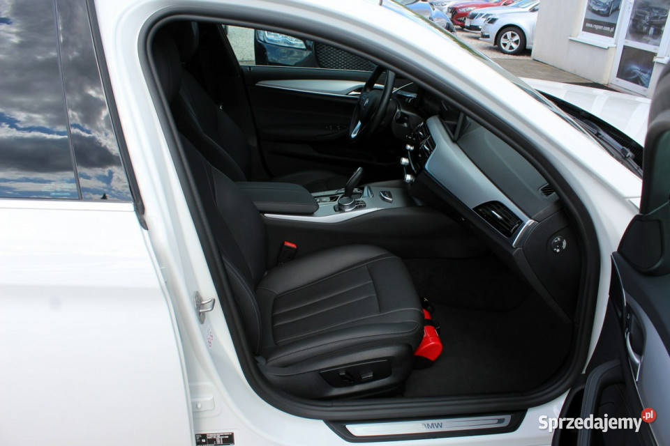 BMW 518 Salon FV23 Skóra Nawigacja LED Ambient bluetooth mazowieckie Sokołów