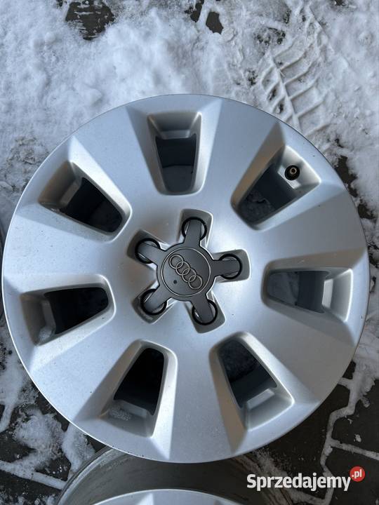 Felgi Audi 75JX 16 ET37