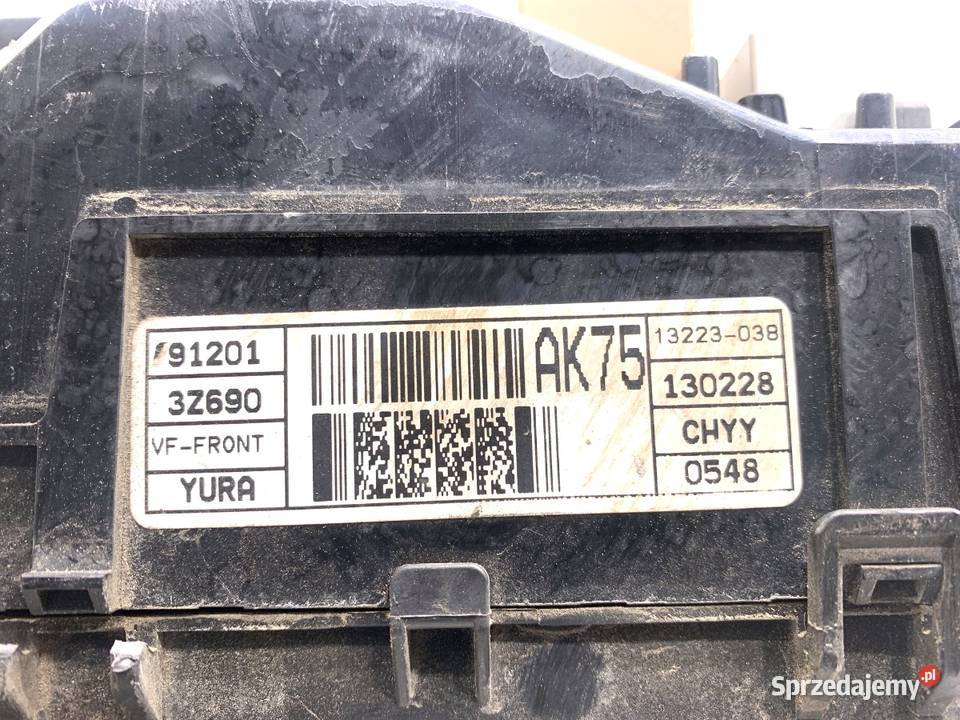 SKRZYNKA BEZPIECZNIKÓW HYUNDAI i40 919513X140 podkarpackie