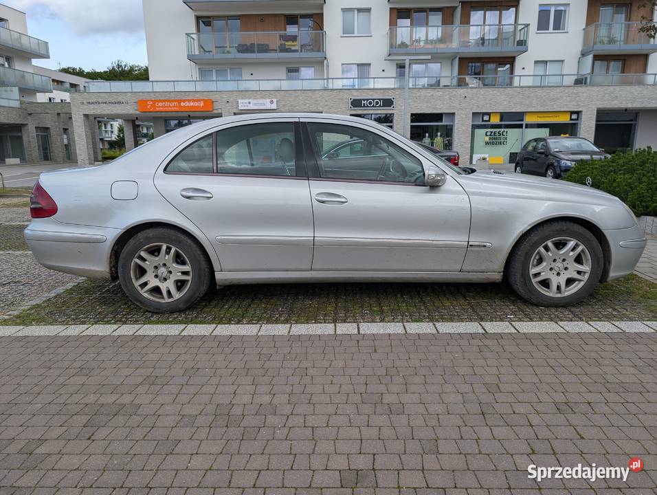 Mercedes GKlasa W211 27 automat jasna skóra Motoryzacja Gdynia sprzedam