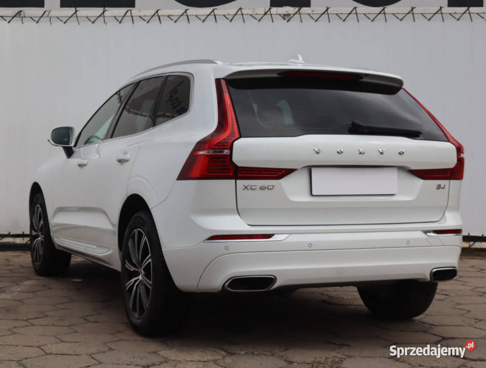 Volvo XC60 B4
