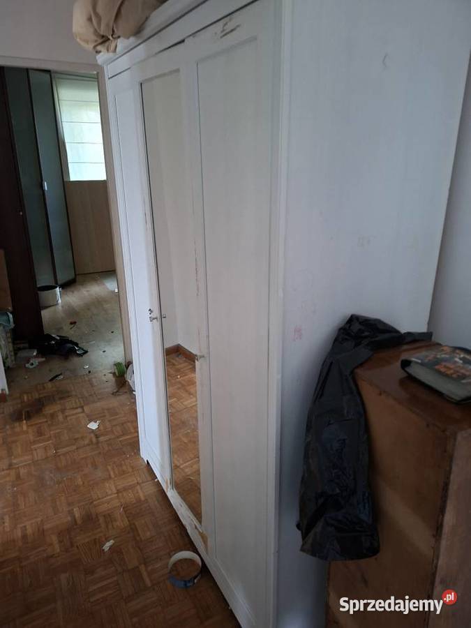 Szafa na ubrania do garazu pom gospodarczego sprzedam
