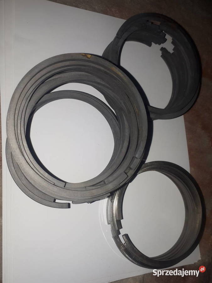 Pierścienie tłokowe 94x3x4 94x5x4 101x25x45 Golczowice sprzedam